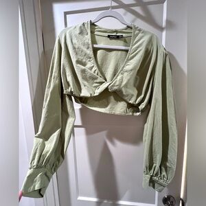 Boohoo green crop top
